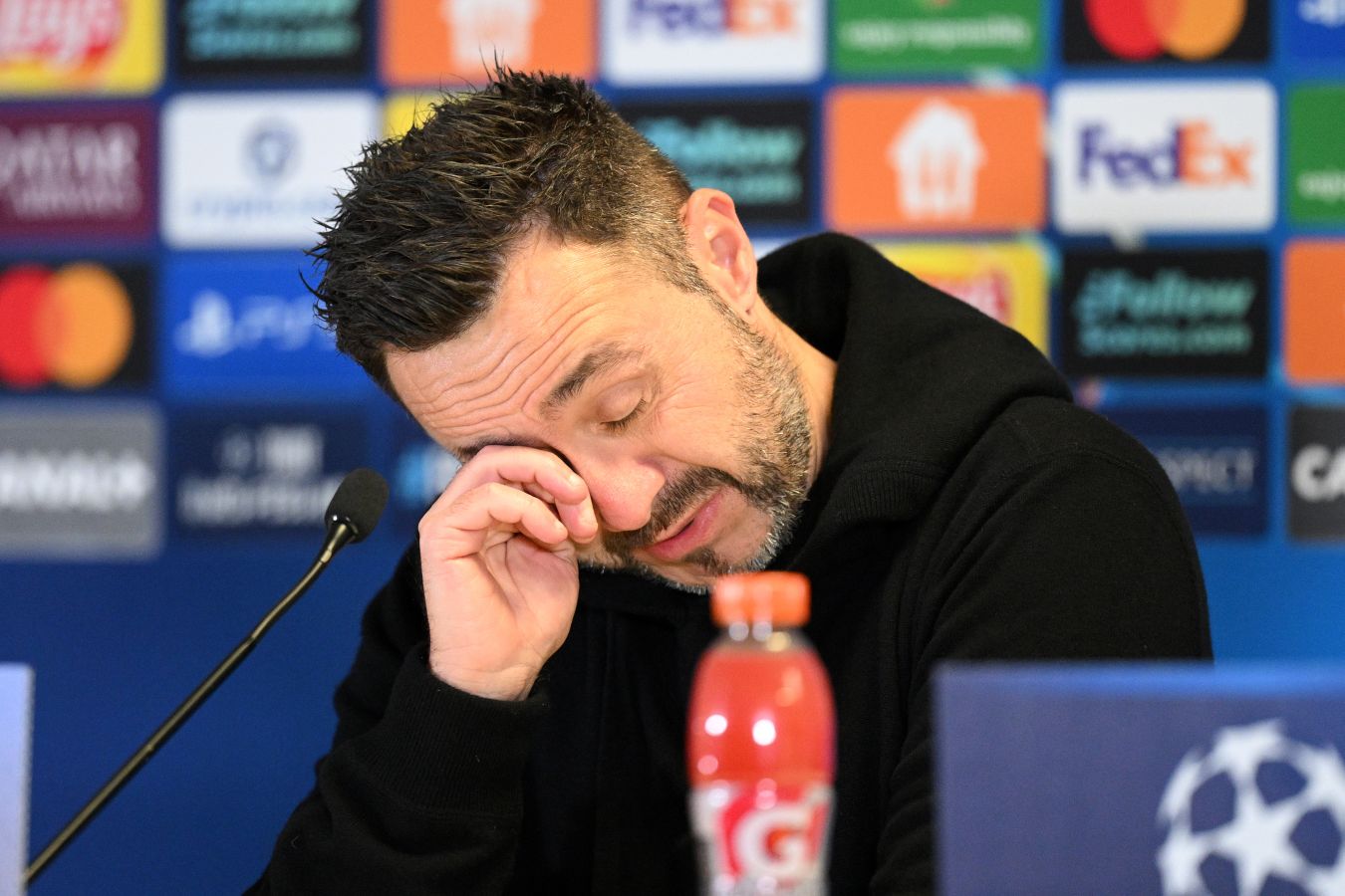 Де Дзерби извинился за поддержку Гринвуда