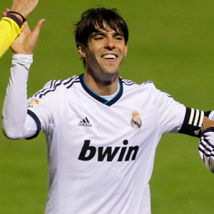 Кого выберет бразильский футболист?